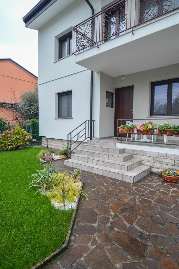 Casa Vacanze Nonno Asterio Monfalcone Exteriör bild