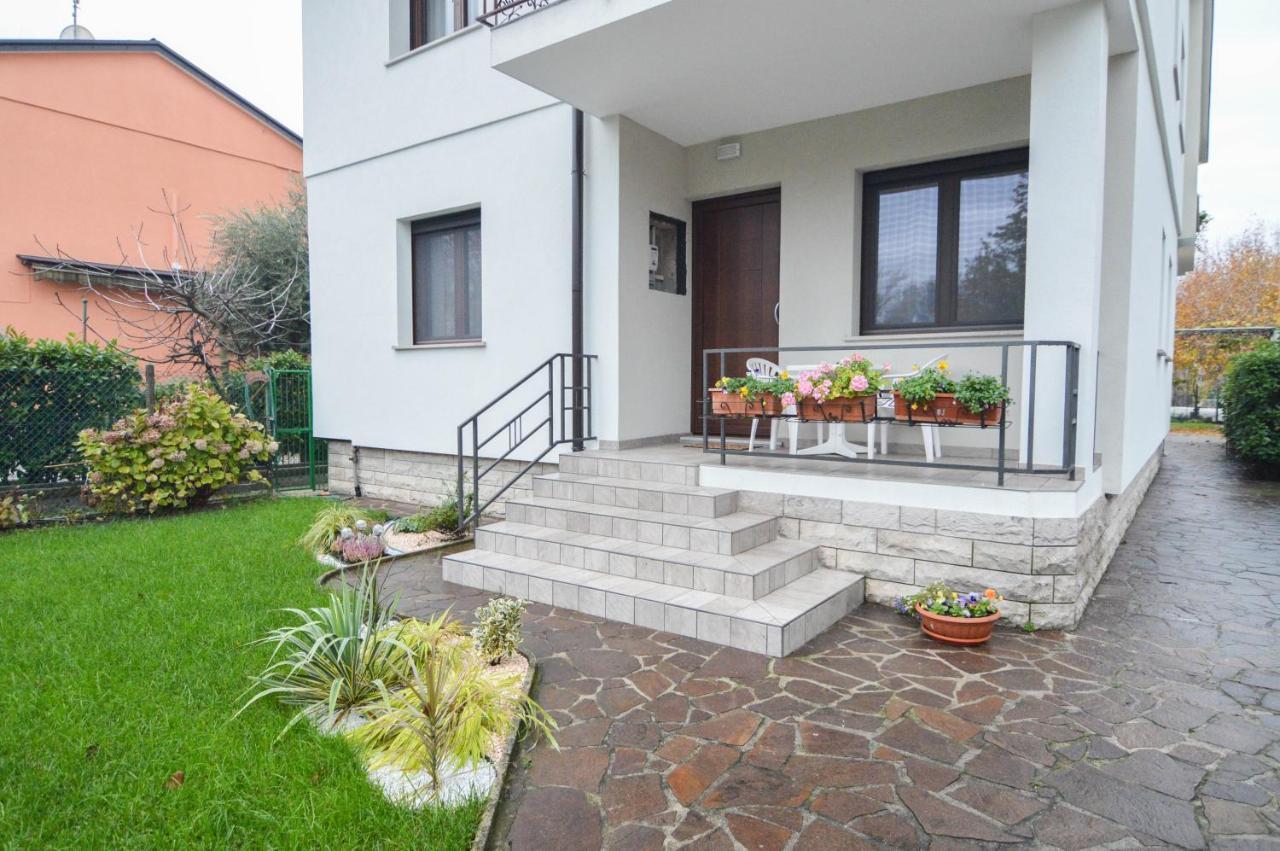 Casa Vacanze Nonno Asterio Monfalcone Exteriör bild